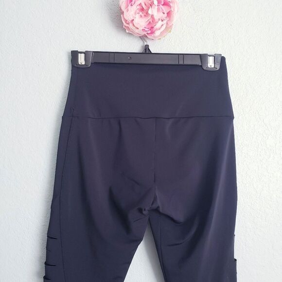 Onzie Flow Black Harley Side Slit Leggings - Picture 4 of 8